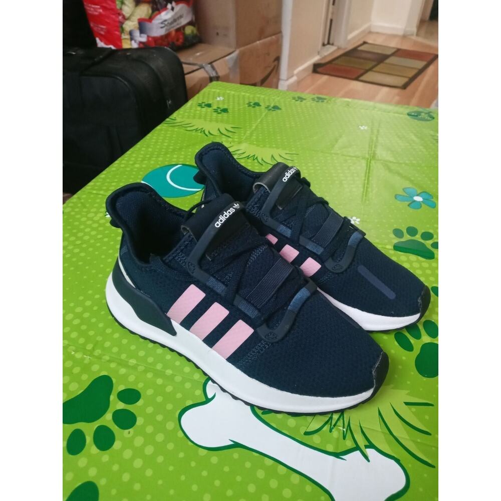 Adidas U_Path Run J 'Collegiate Navy Pink'
Size 4